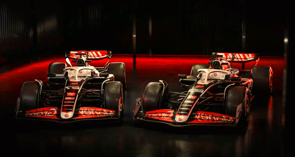 哈斯车队碾压索伯车队，汉密尔顿点燃赛场