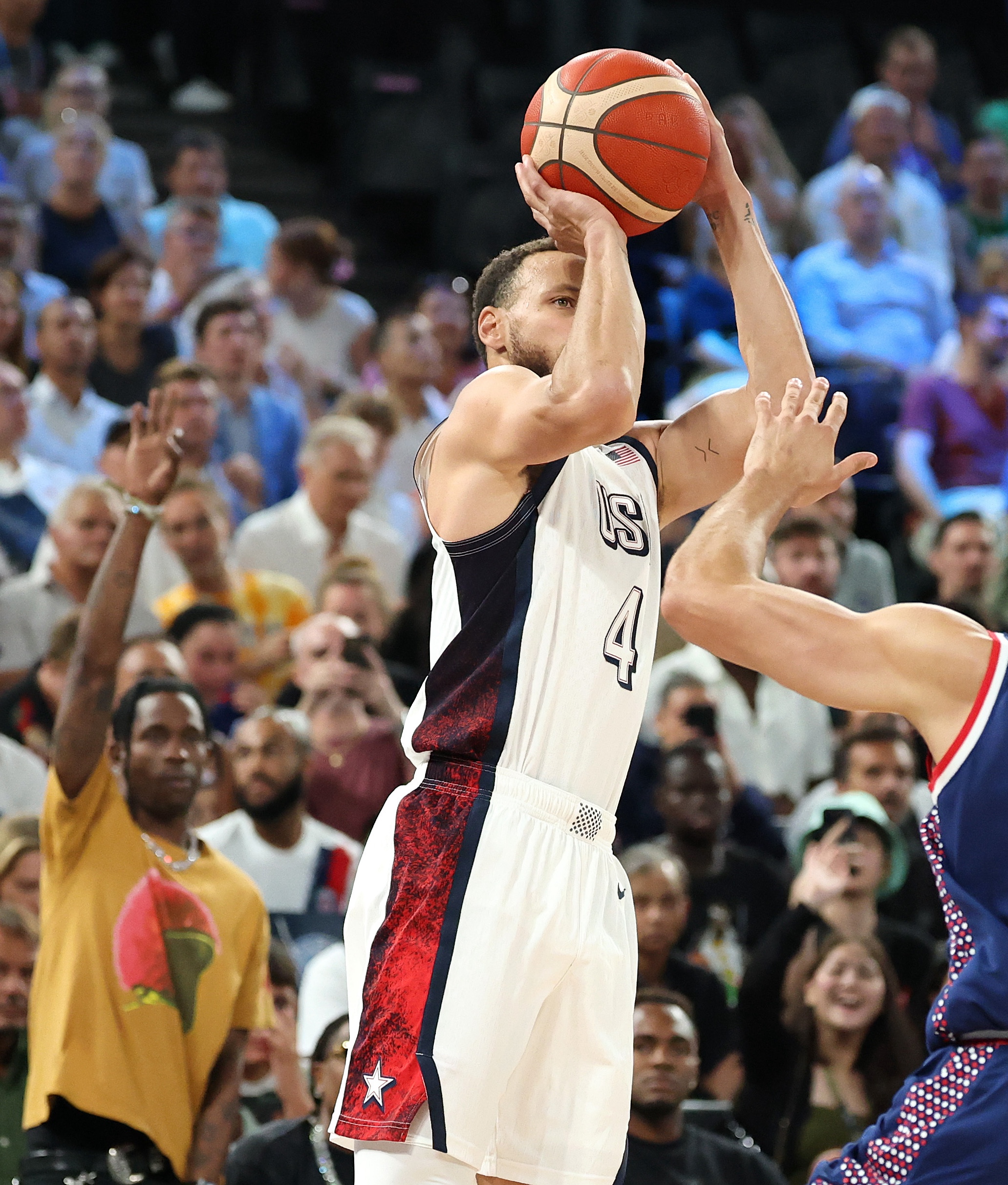 美国力克塞维利亚，德布劳内统治全场